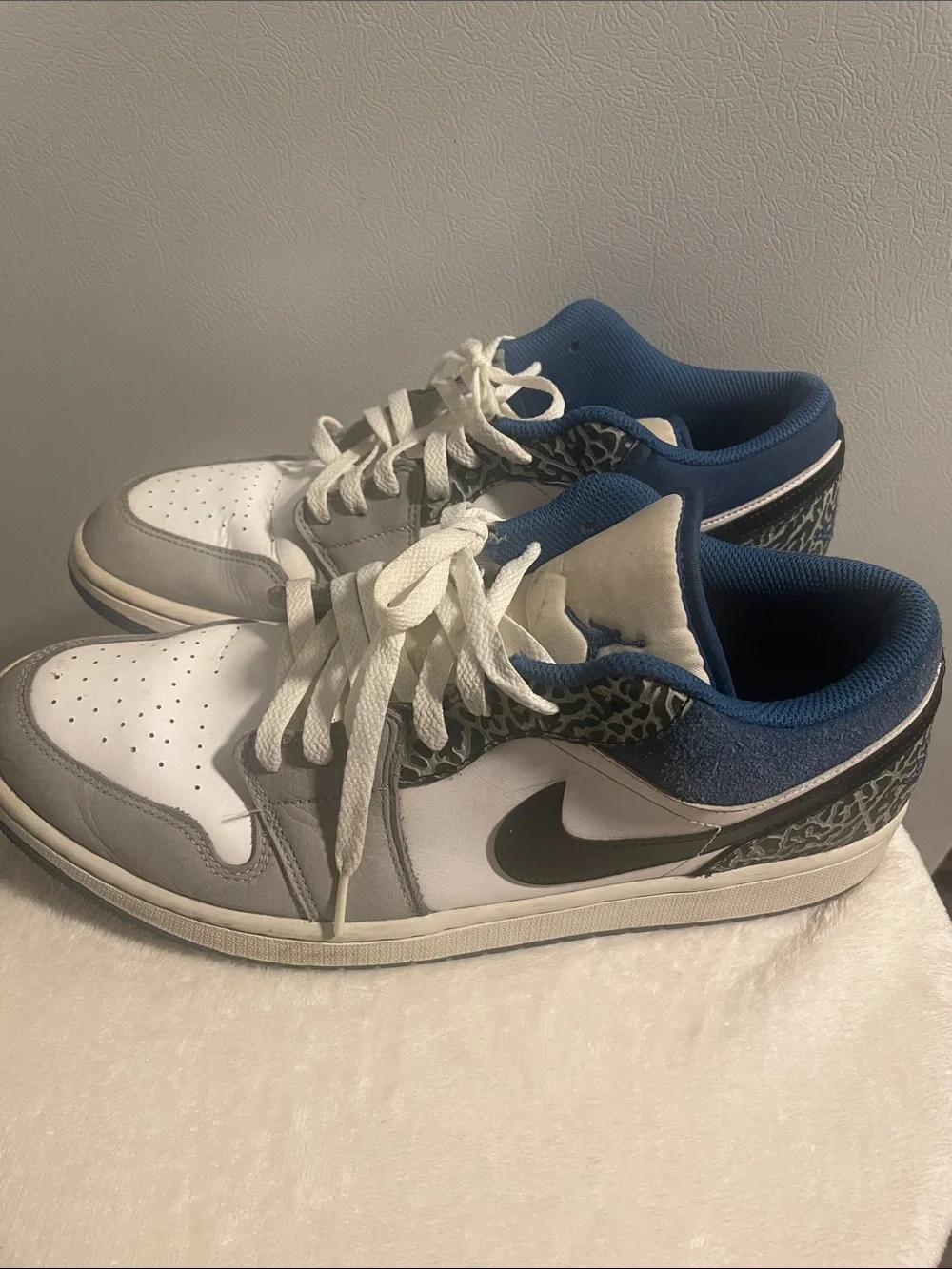Jordan 1 low true blue size 12.5